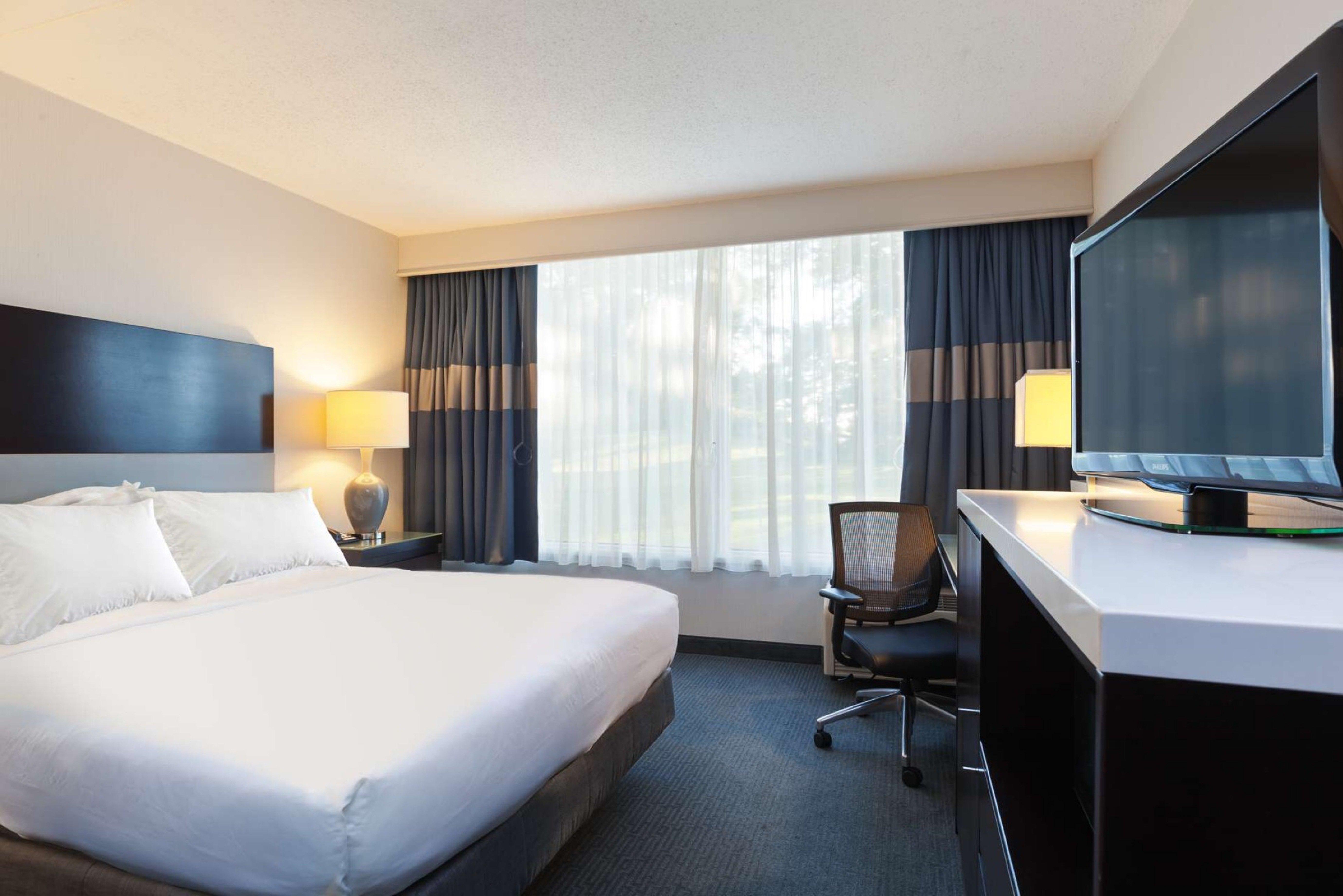 Holiday Inn Weirton-Steubenville Area Екстериор снимка