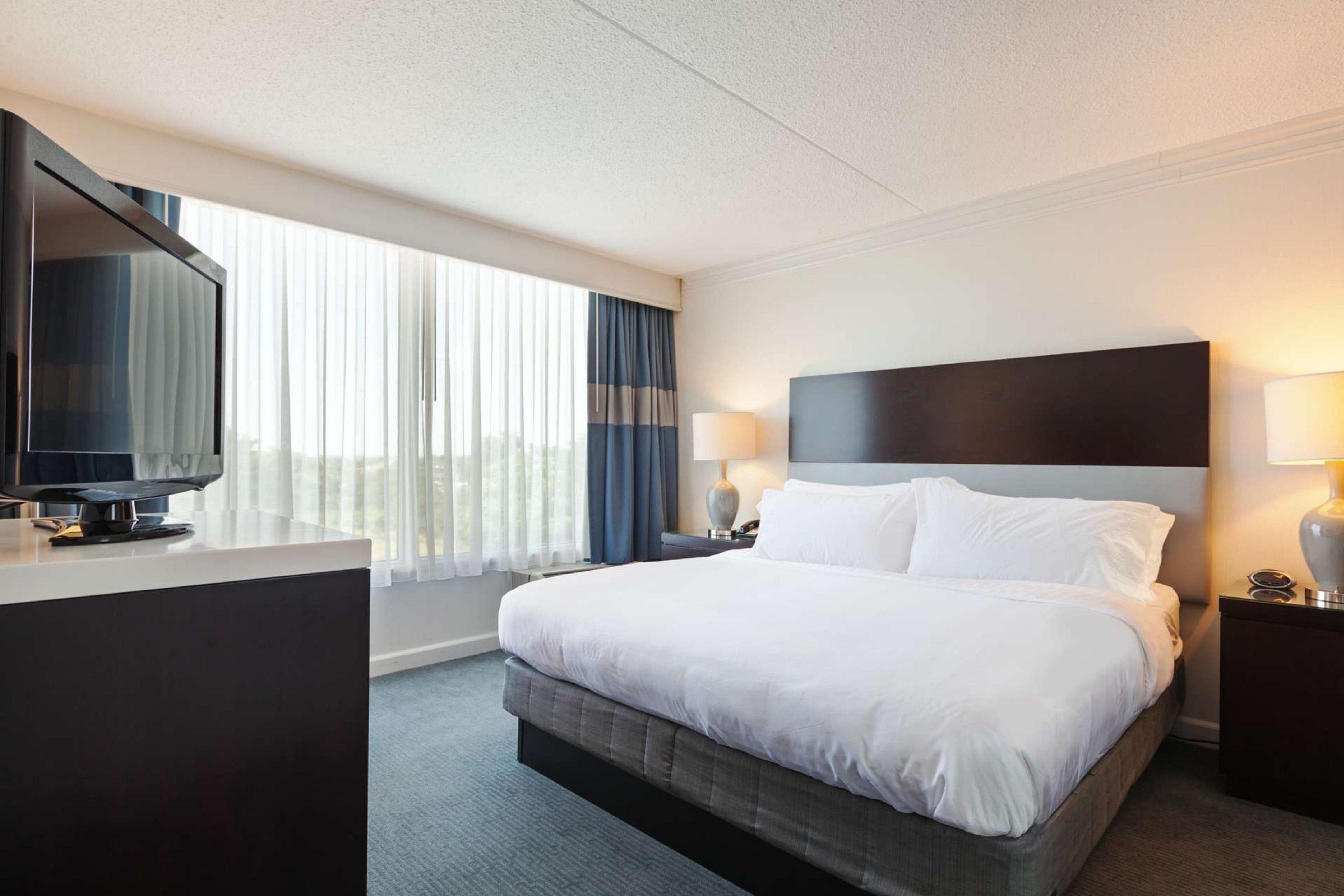 Holiday Inn Weirton-Steubenville Area Екстериор снимка