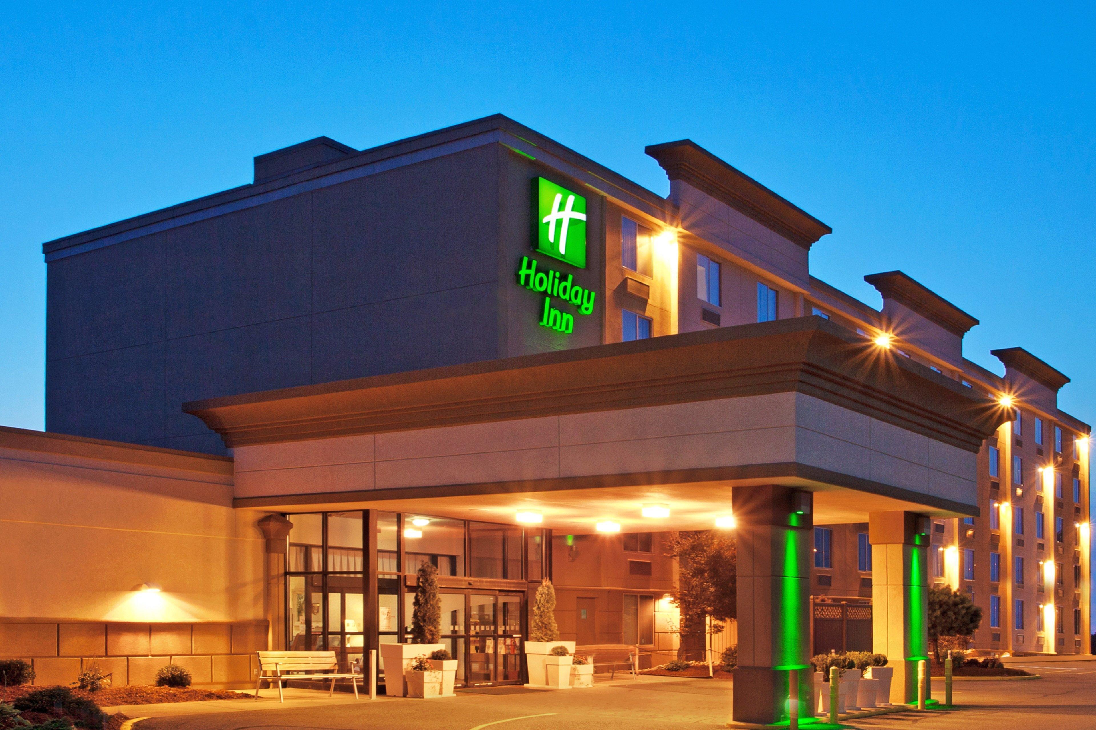 Holiday Inn Weirton-Steubenville Area Екстериор снимка