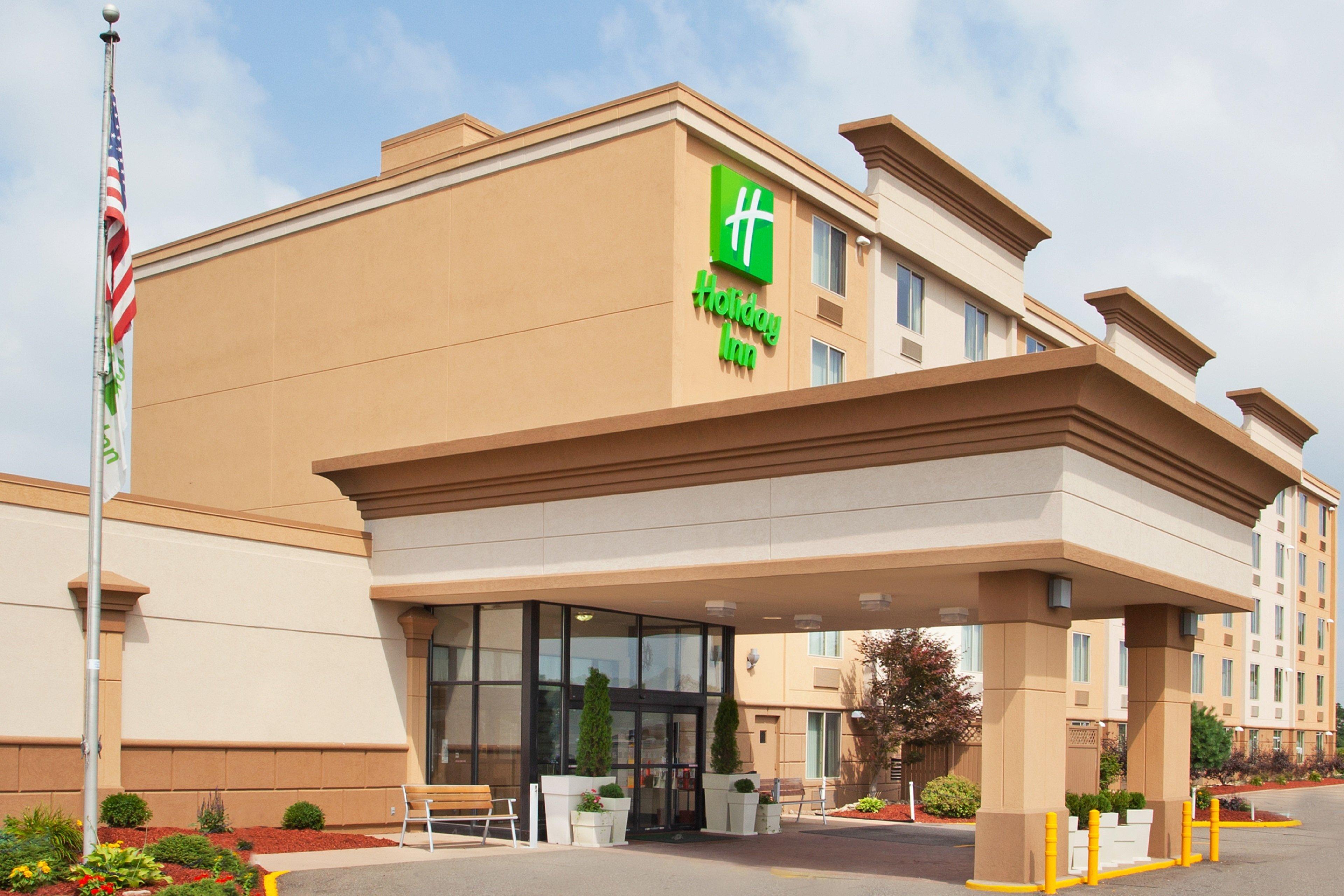 Holiday Inn Weirton-Steubenville Area Екстериор снимка